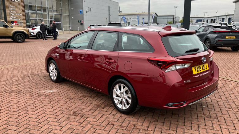 Toyota Auris 1.8 Hybrid Icon Tech TSS 5dr CVT Hybrid Estate
